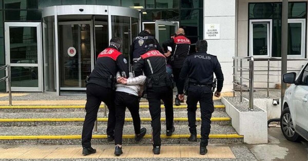 WhatsApp’ta polise hakaret edenler serbest